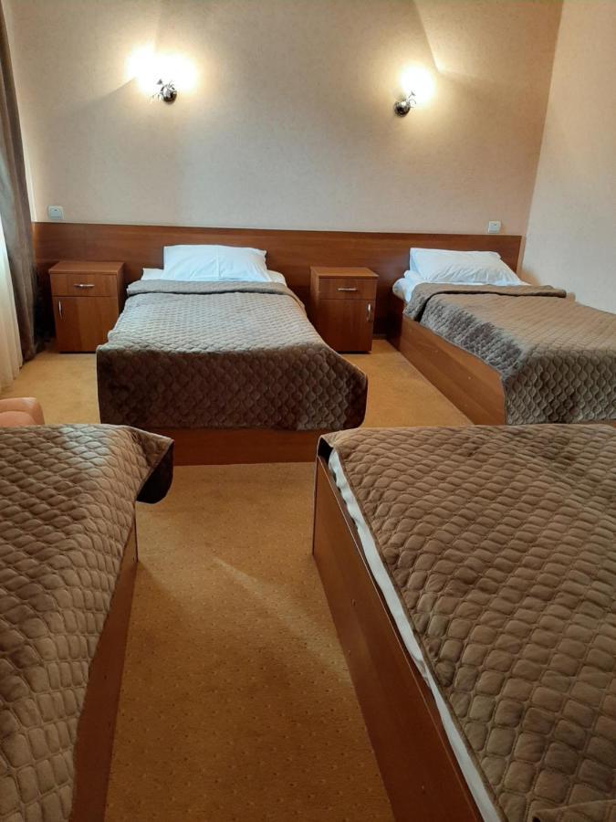 Stara Vezha Hotel Boryspilʼ Eksteriør billede