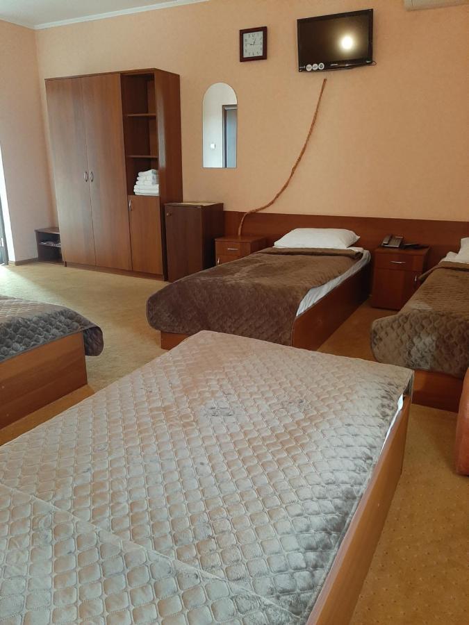 Stara Vezha Hotel Boryspilʼ Eksteriør billede